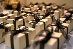 picture of many wrapped gifts 