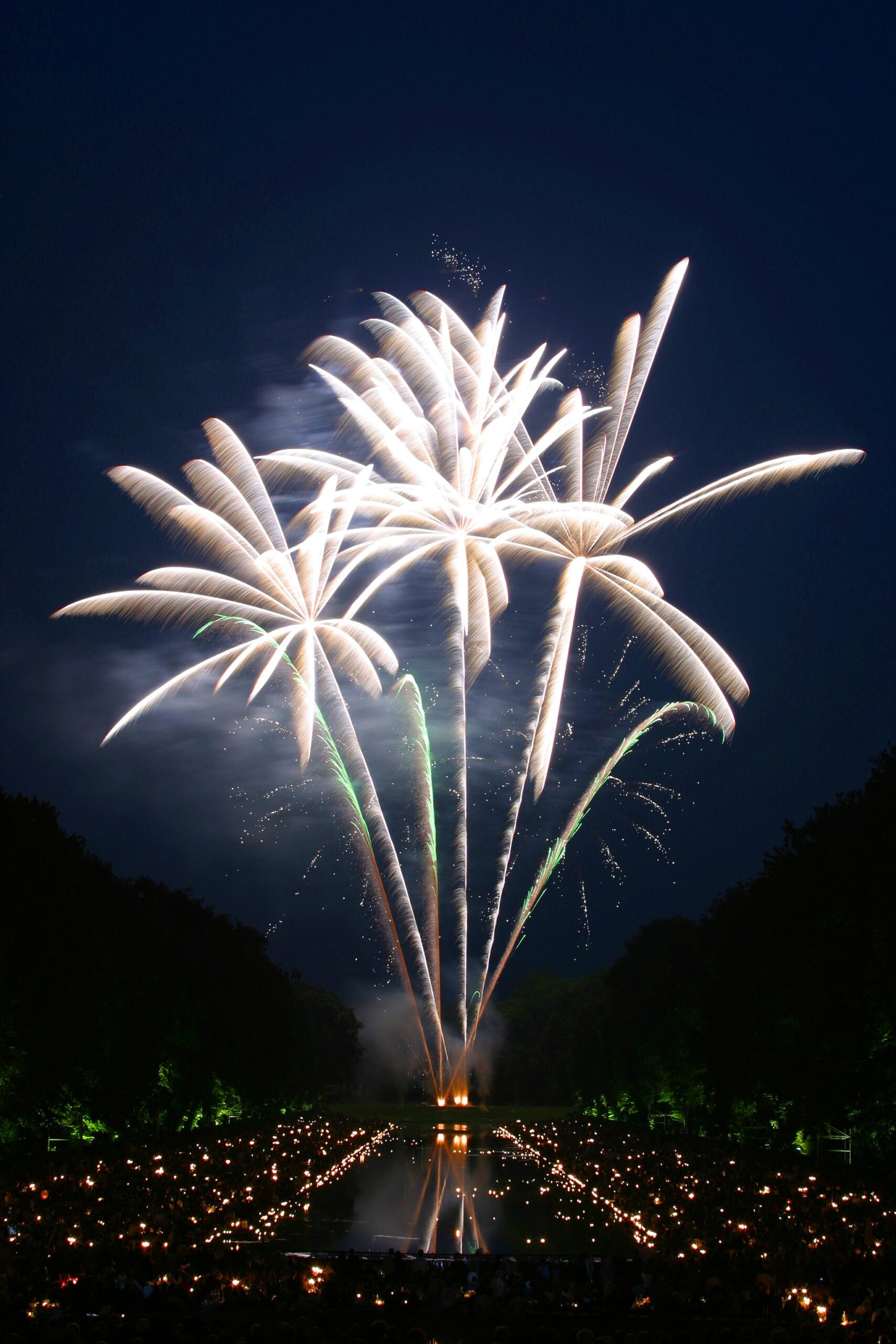 light night recreation firework celebration evening 1267654 pxhere.com scaled